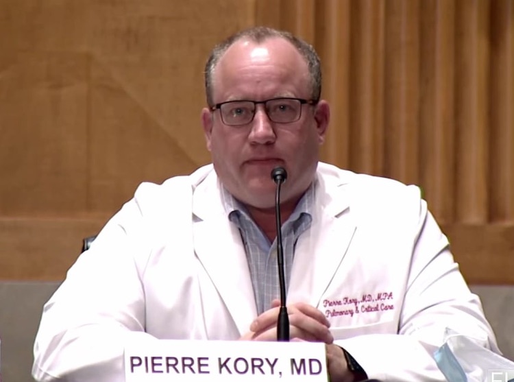 Pour le Dr Pierre Kory, en dissimulant les bienfaits de l'ivermectine, l'OMS a fait 500 000 morts !