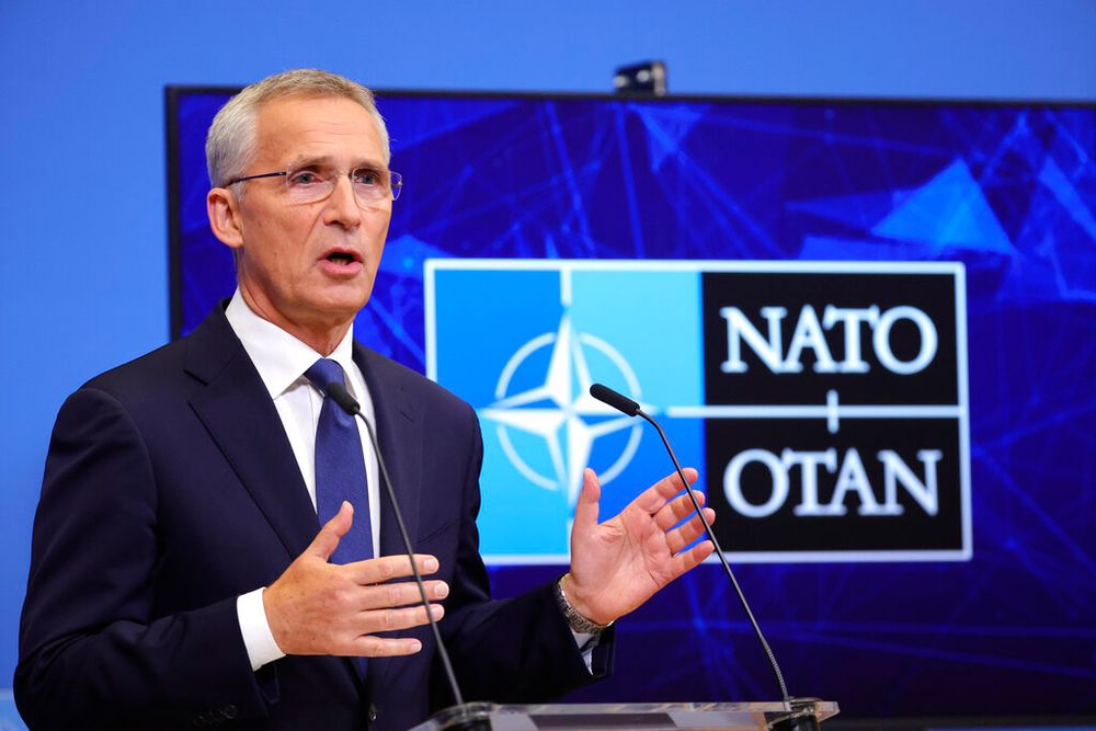 Jens Stoltenberg, patron de l’OTAN, promet des chars lourds à l’Ukraine