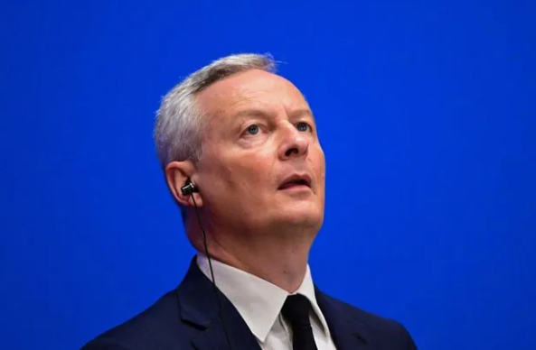 Toute la fratrie dans la finance : Bruno Le Maire en conflit d’intérêts ?