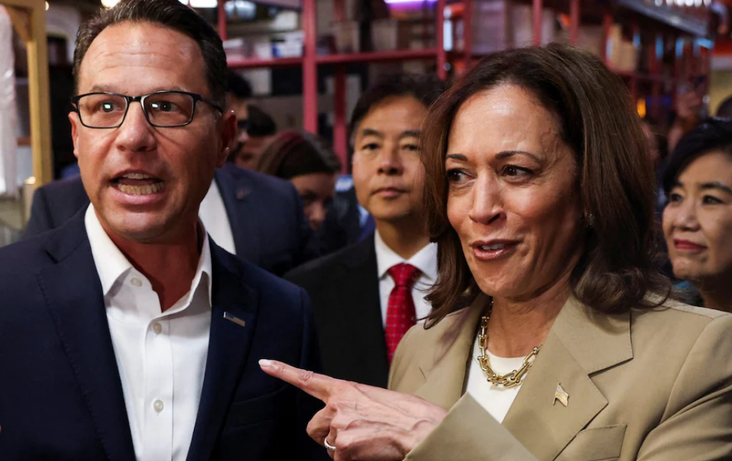 Josh Shapiro, le « colistier » de Kamala Harris, la candidate « afro-américaine » de paille