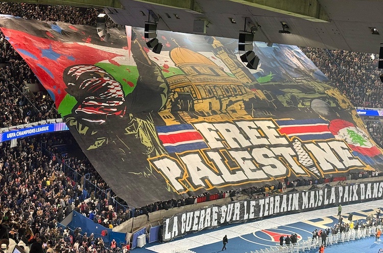 La rage de Yonathan Arfi du CRIF face au tifo du PSG