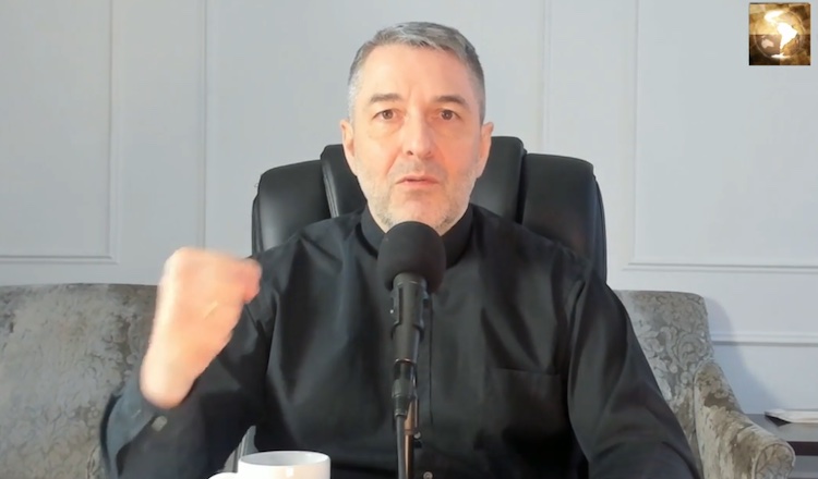Xavier Moreau – Iran : l'enlisement ?, Barrot devant les tribunaux, Candidat