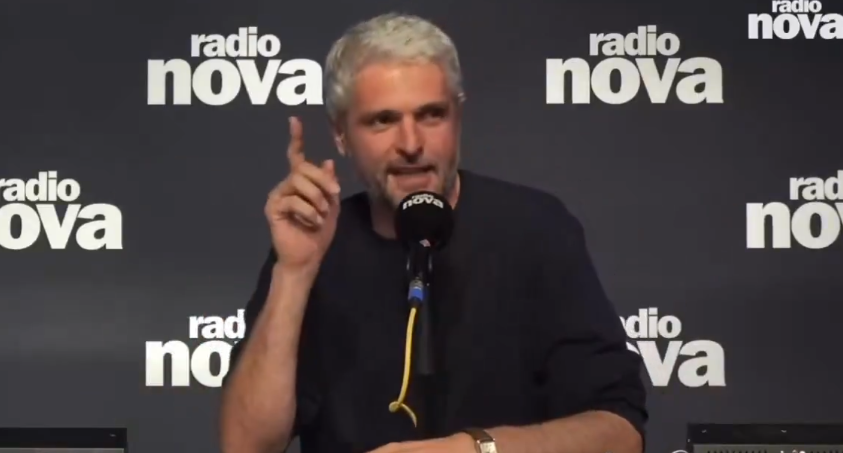 Radio Shalom dénonce le nazi Pierre-Emmanuel Barré